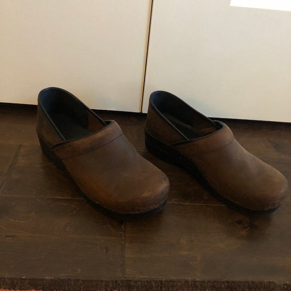 Dansko Oiled Leather Pro Clogs
